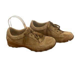 Skechers relaxed fit air cooled memory foam brown leather sneakers comfort